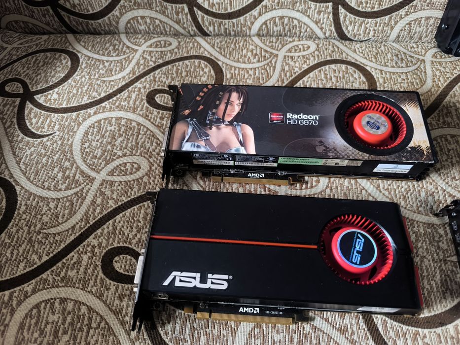 Lot de placi video retro high-end