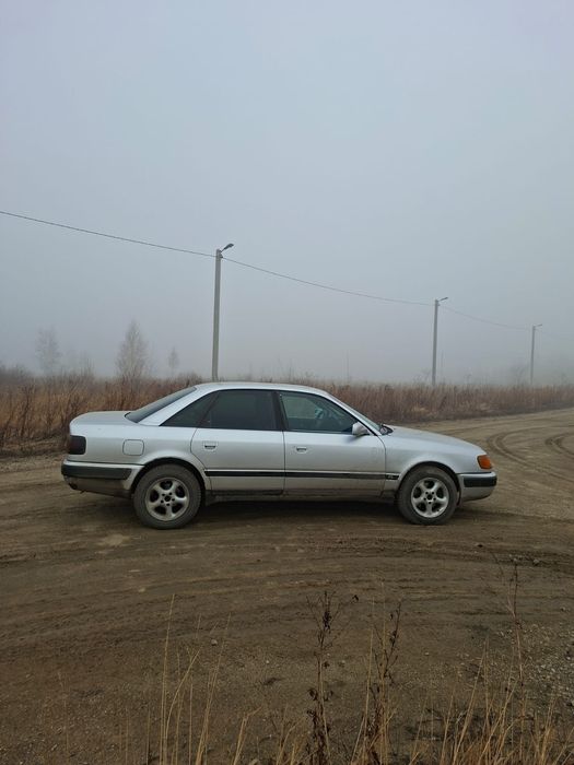 Продам Ауди 100 с4