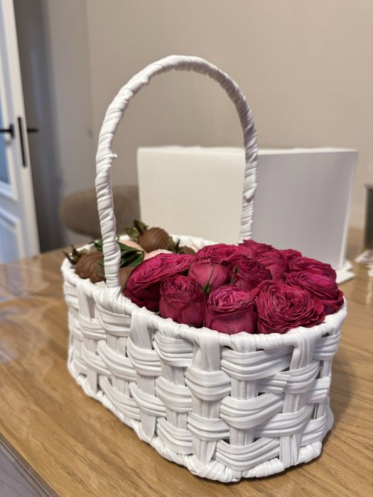 Продам корзину подарка