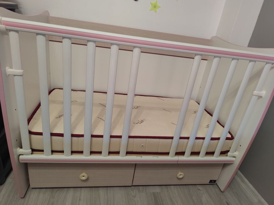 Бебешко дървено легло Lorelli Matrix Розово