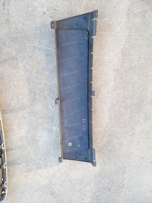 Suport placuta inmatriculare audi a4 b7 8e 8e0807285