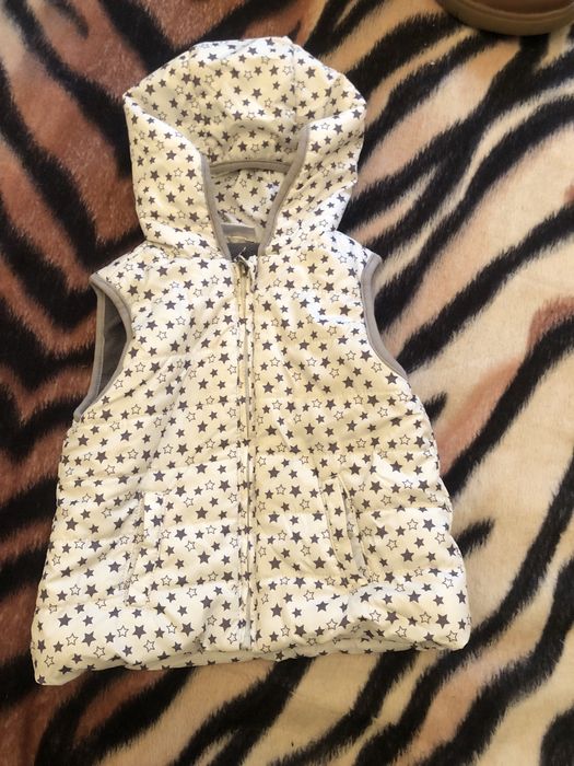 Vesta fetite intre 12-18 luni