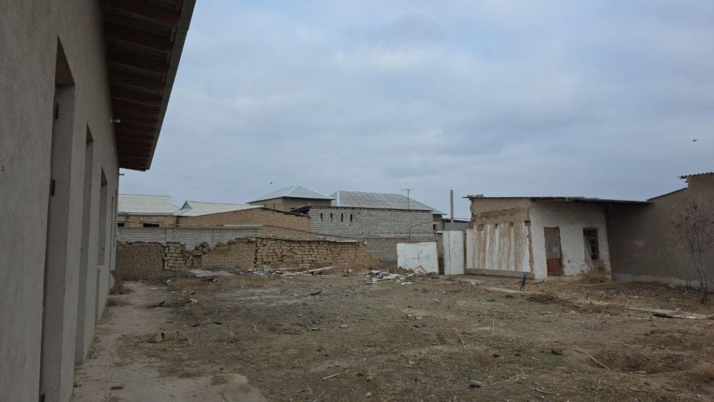 Qarshidan uchastka sotiladi