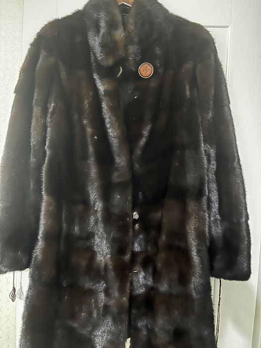 Продам норковую шубу