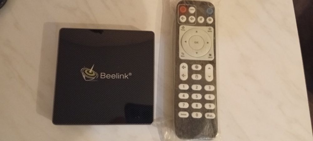 Телевизор Toshiba Regza 42VL863 (42 инча / Full HD / 3D) – Неразличим от нов в комплект с Android TV box Beelink