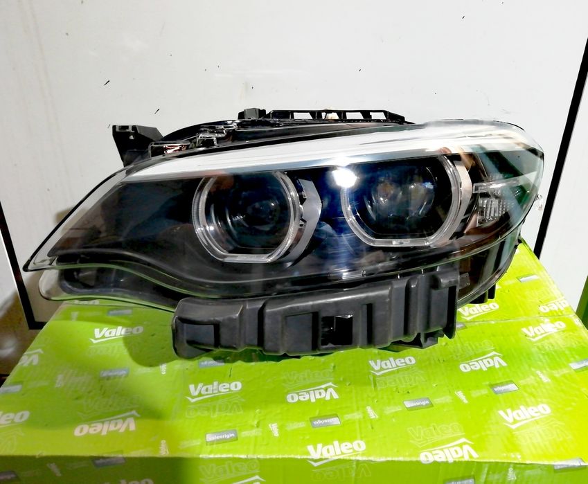 Фар Фарове за БМВ 2 Ф22 Ф23 / BMW F22 F23 M2 FULL LED LCI.