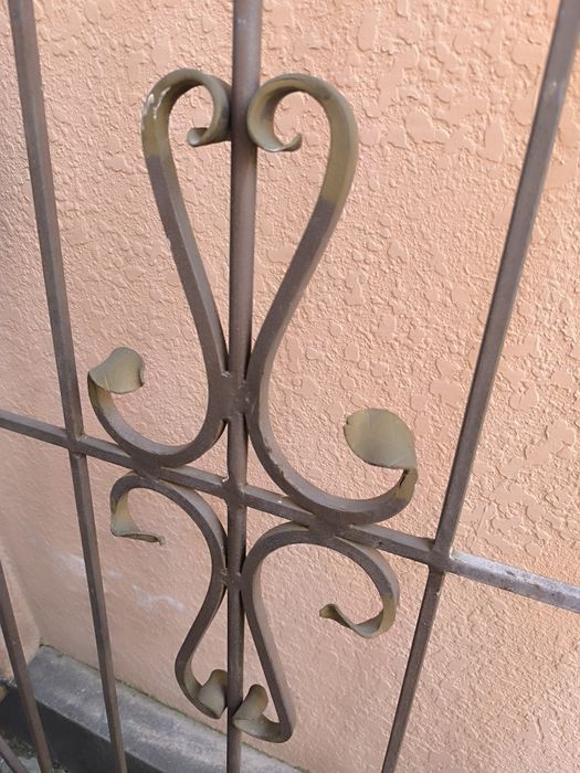 Продам дверь металлическую