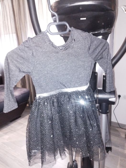 Детска рокля с тюл