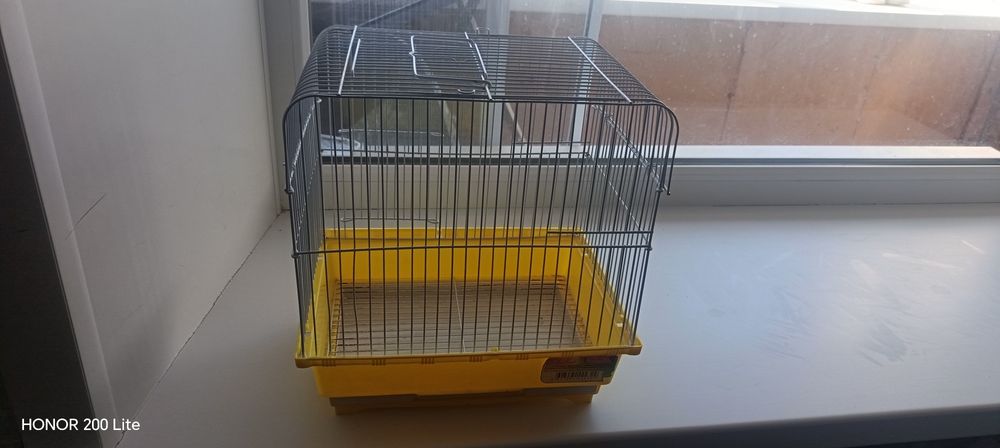 Продам клетку для хомика