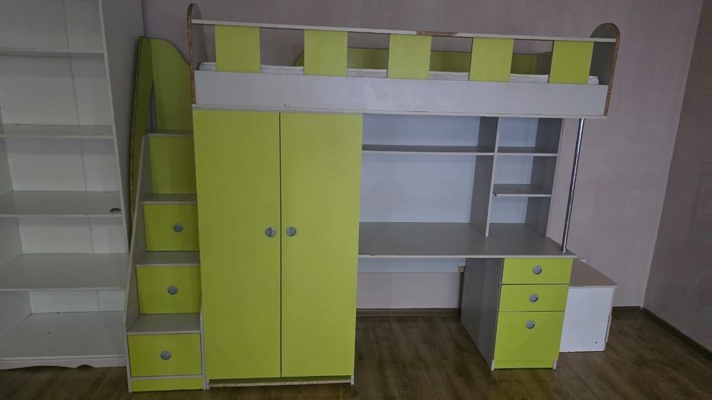 Продам детскую кровать