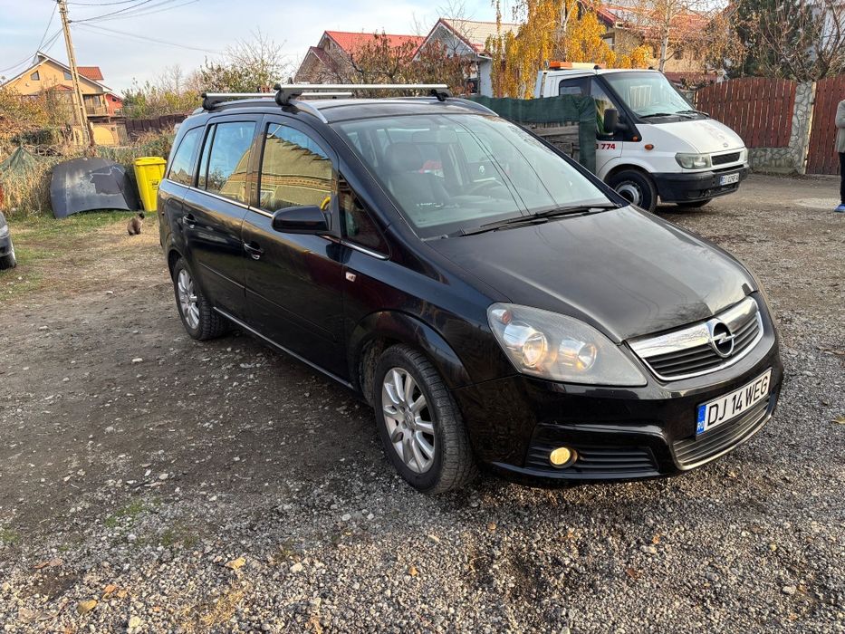 Vând Opel Zafira B 7 locuri