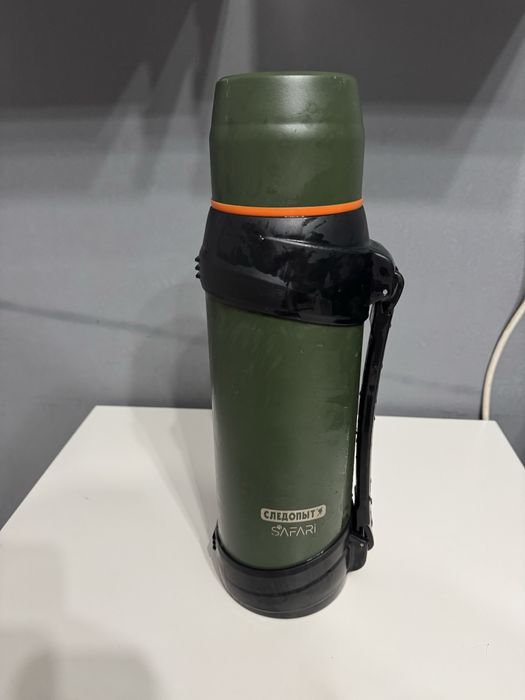 Продам термос Следопыт