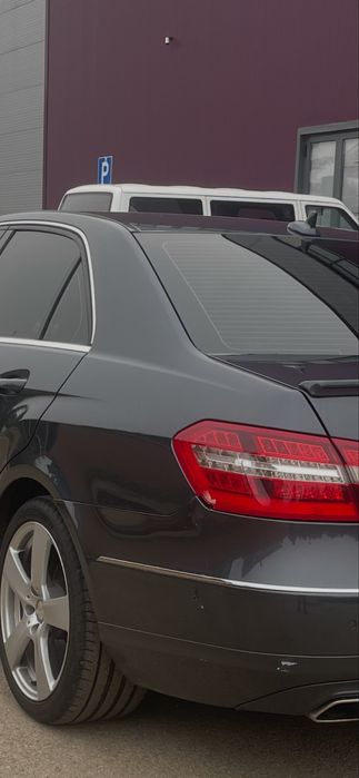 Продавам стоп за W212 седан. Работи перфектно без изгориали диоди.