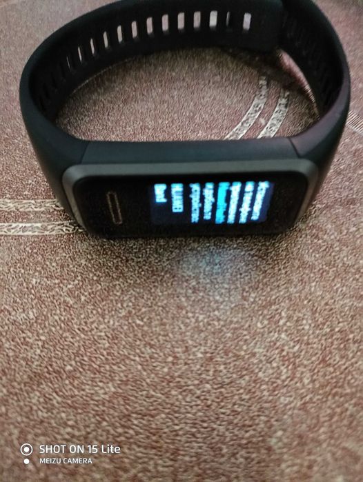 Фитнес гривна HUAWEI Band 4-нова