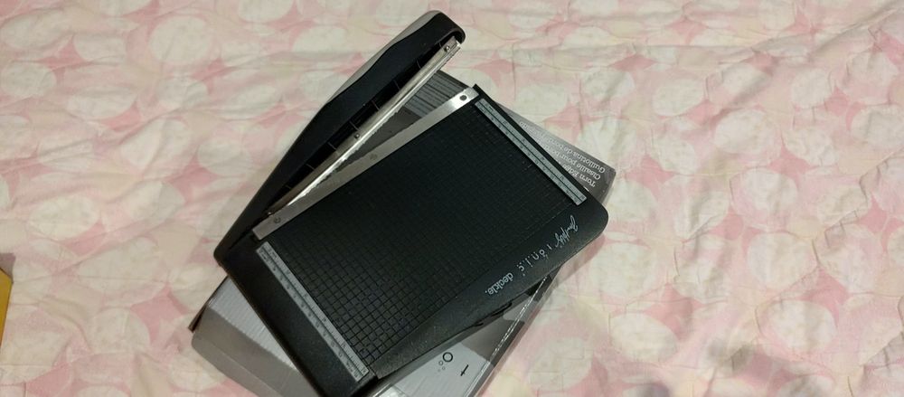 Mașină de tăiat hârtie