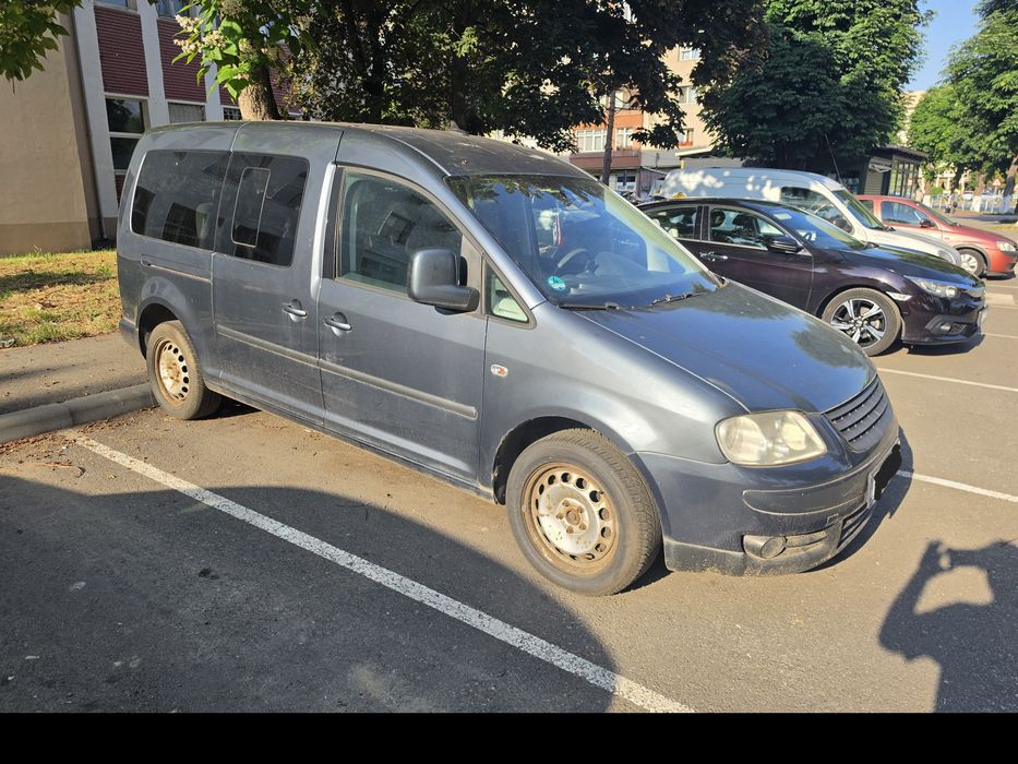 VOLKSWAGEN Caddy Maxi fiabil și gata de drum