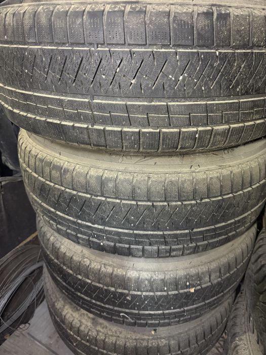 Комплект зимних шин
