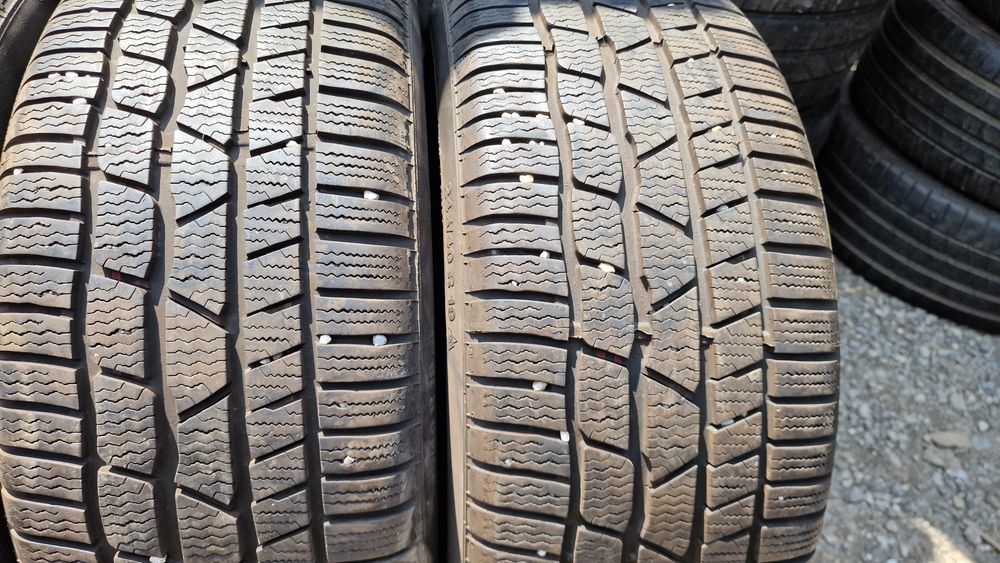 Anvelope 245/40R19 marca Continental, M +S,DOT 2019,8  mm