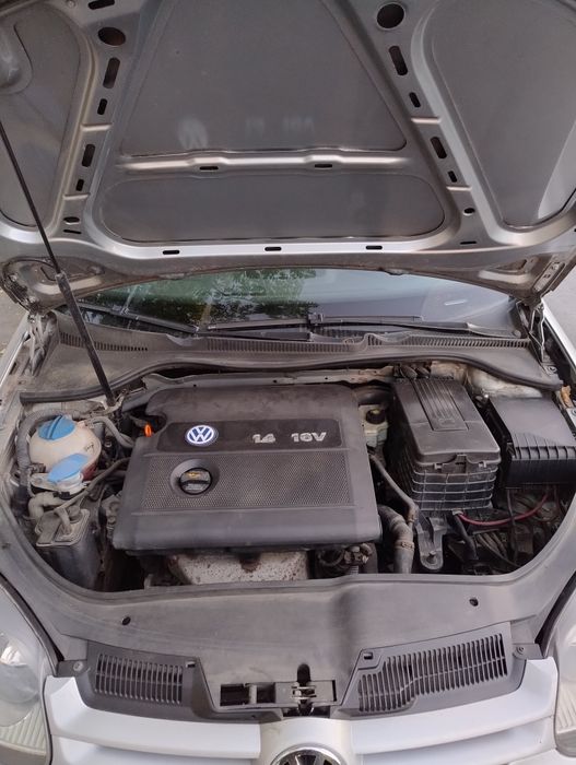 VW Golf 5 1.4 Benzina