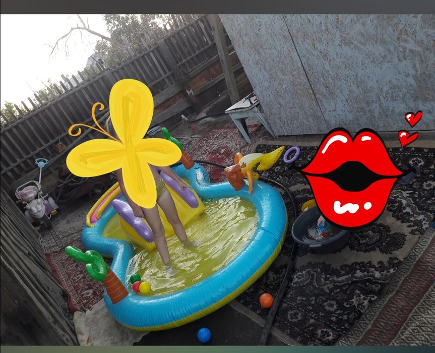 Секритер( шкаф -парта) , Бассеин надувной.