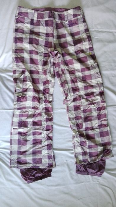 Costum dama Burton ski / snowboard, mar M, stare foarte buna