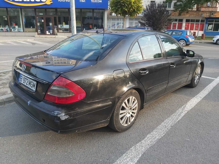 Proprietar vand mercedes E Class W 211 an 2008