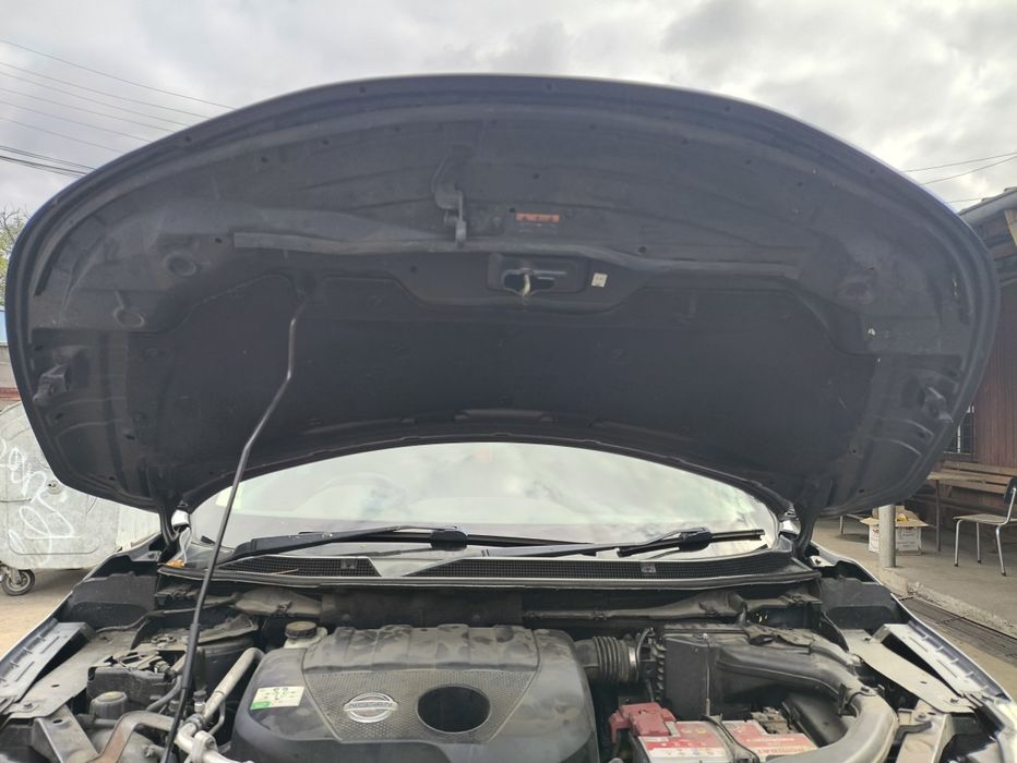 Преден капак за Nissan Qashqai J11