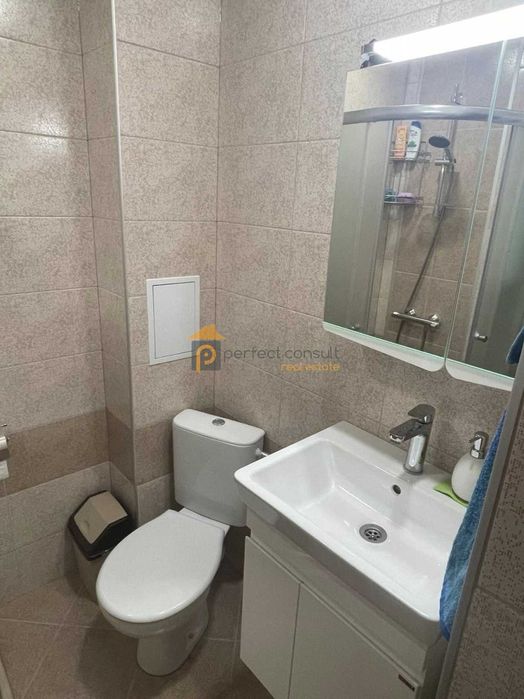 Двустаен апартамент в Южен