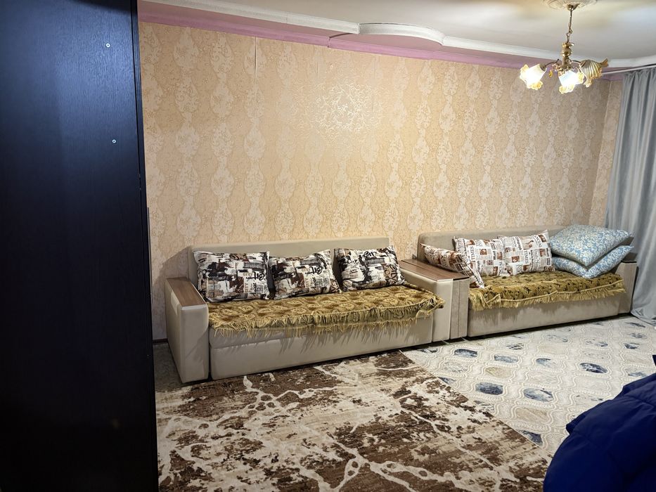 Продам 2 дивана тахту