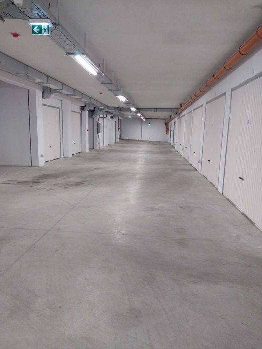 Дава се под наем Гараж / Паркомясто в София, Дружба 2 - 18 кв.м за 102 € - Снимка #1