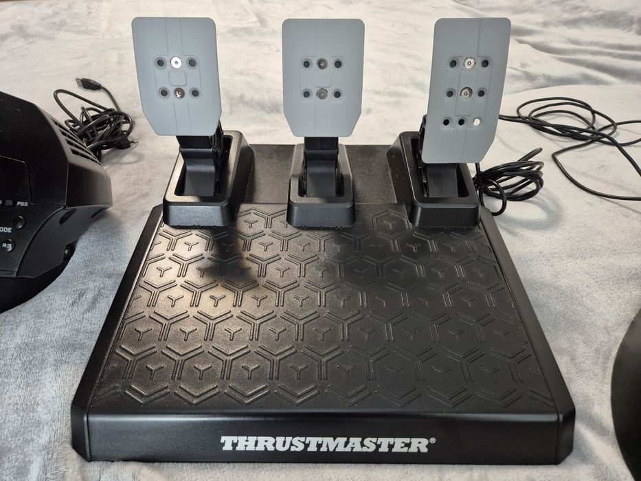 Volan Thrustmaster T150 PRO ForceFeedback