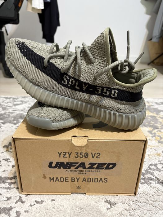 Yeezy 350 V2 Granite