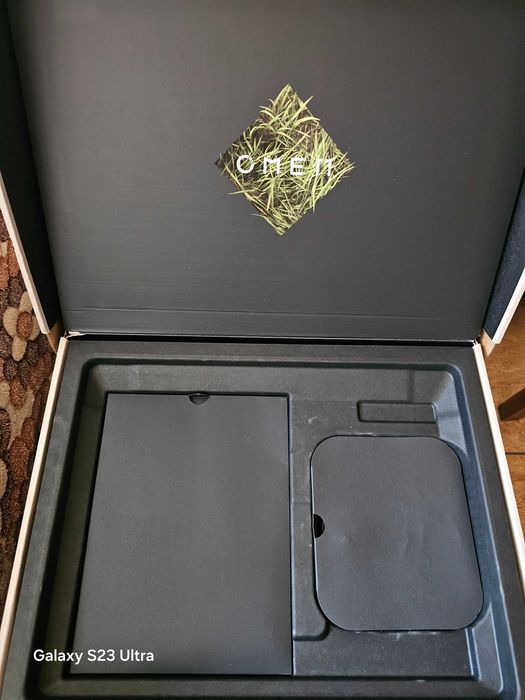 Лаптоп HP Omen max 16