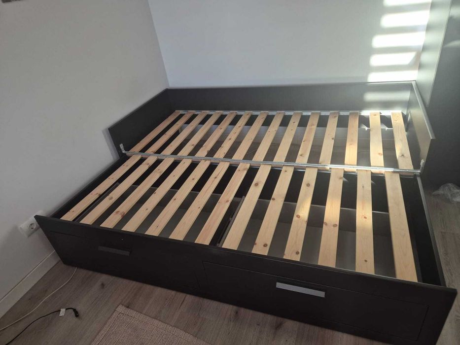 Mobilă IKEA puțin folosită de vânzare