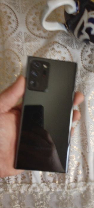 Samsung Galaxy Not 20 Ultra  256GB 12 operativka aybi rasmda malum