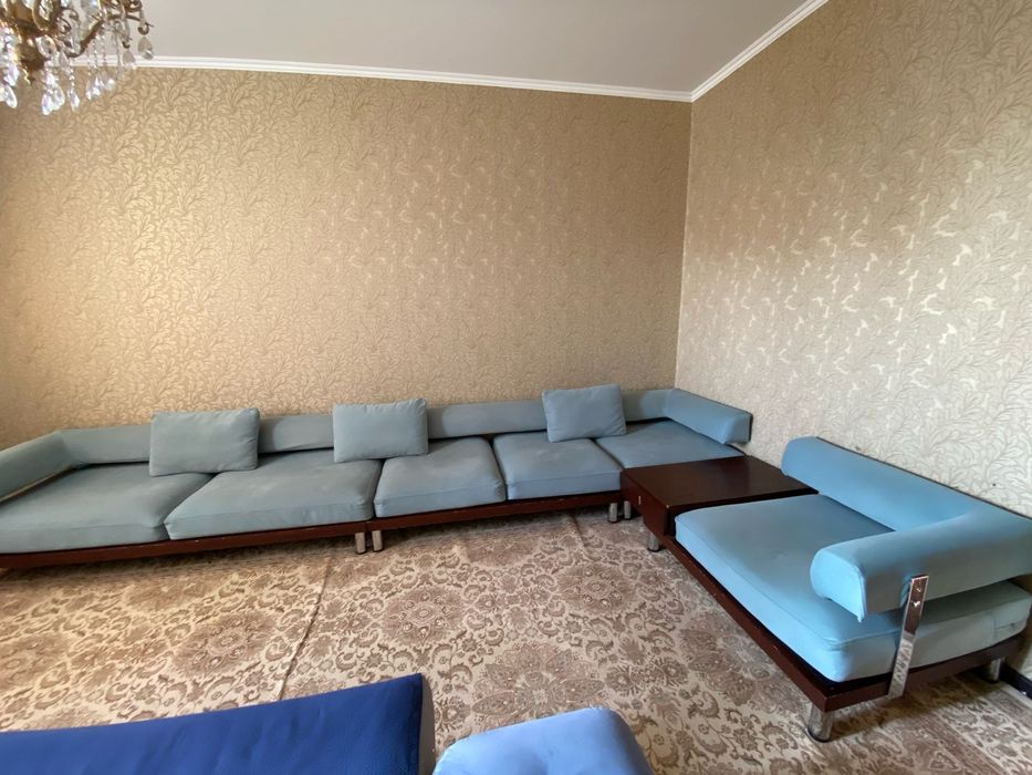 Диван со съёмным чехлом