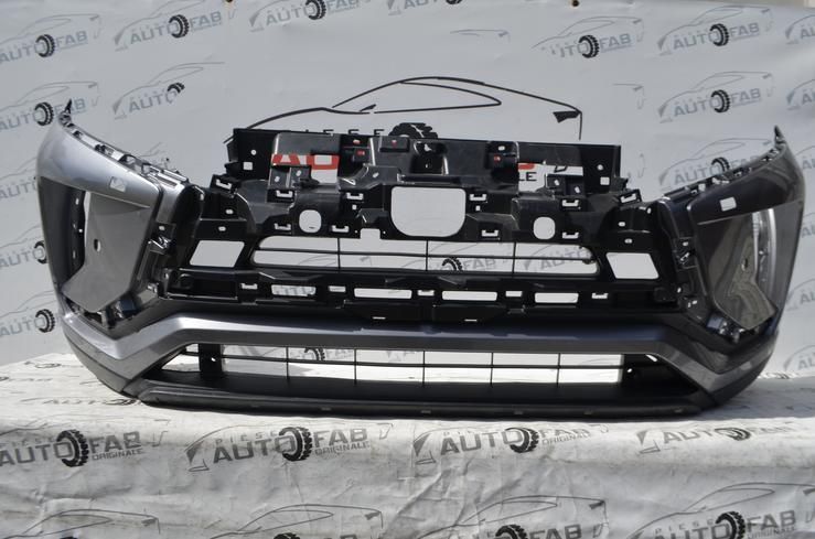 Bara fata Mitsubishi Eclipse Cross an 2017-2020 Gauri pentru 4 senzori si spalatoare faruri