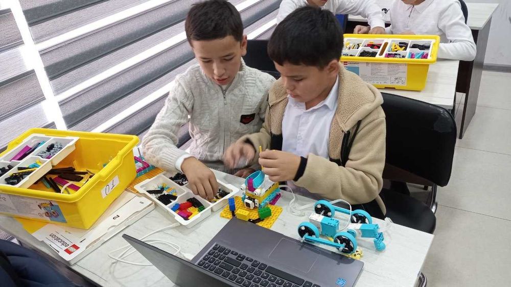 Lego Education Spike Prime (China)