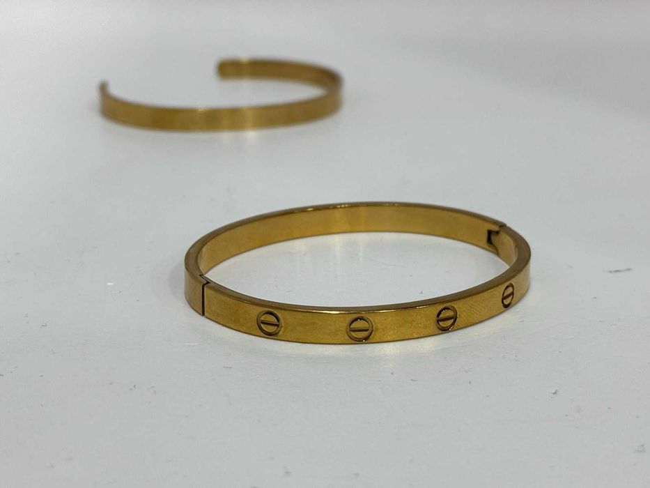 2бр. Дамски Гривни / тип: Златни