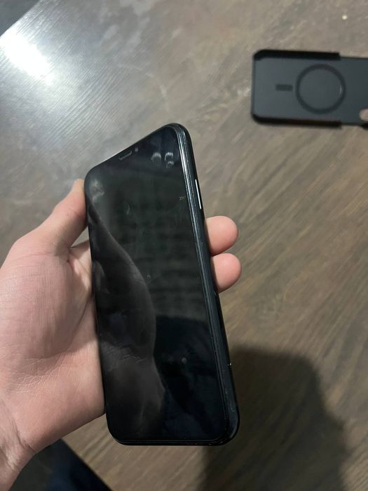 Iphone XR sotiladi
