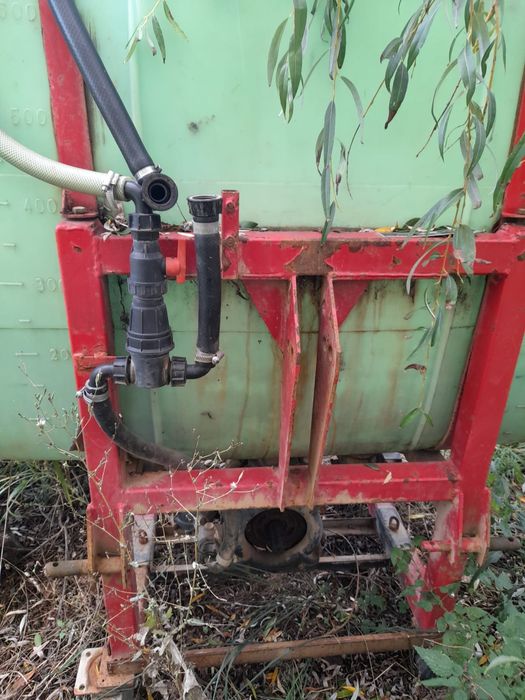 Vand pompa de erbicid