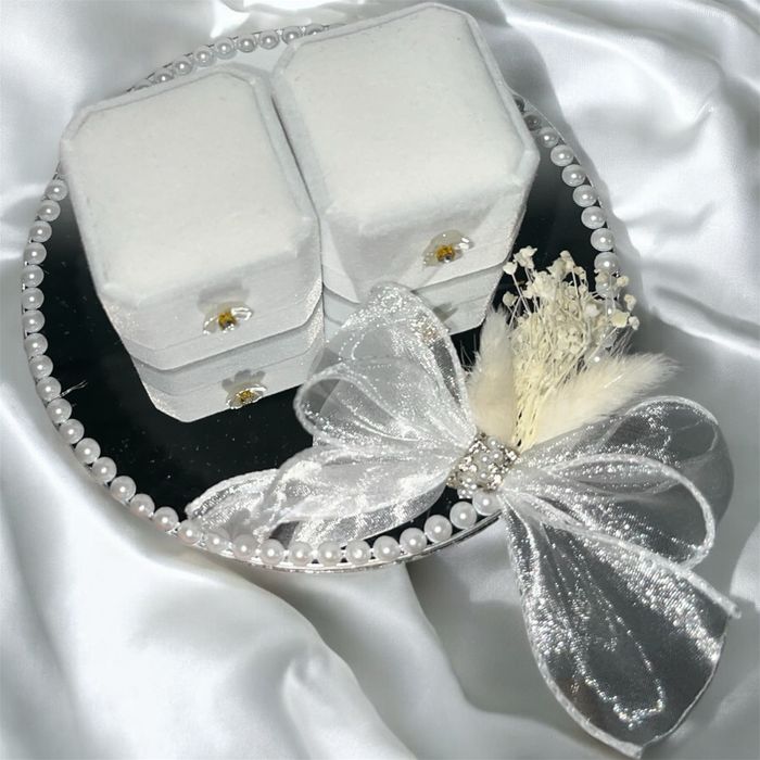 Mini suport de verighete