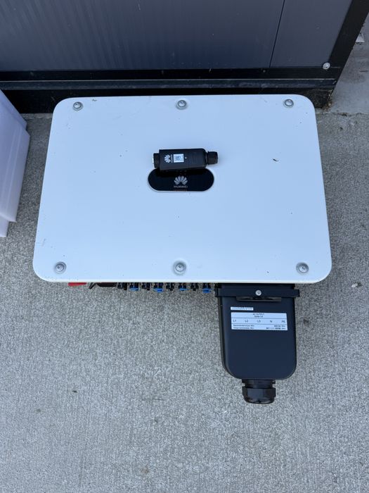 Мрежов трифазен инвертор Huawei SUN2000-30KTL-M3 30kW + HUAWEI Smart Dongle-WLAN-FE