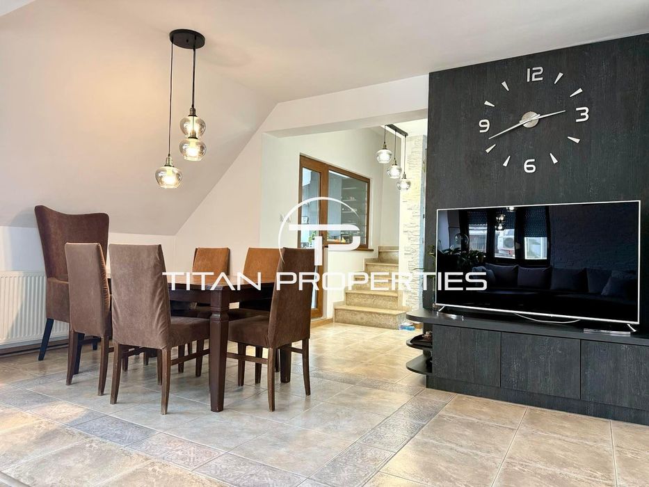 Продава се Мезонет в Пловдив, Център - 160 кв.м за 1291 €/кв.м - Снимка #2