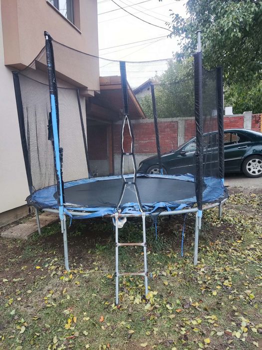 Продавам детски Батут