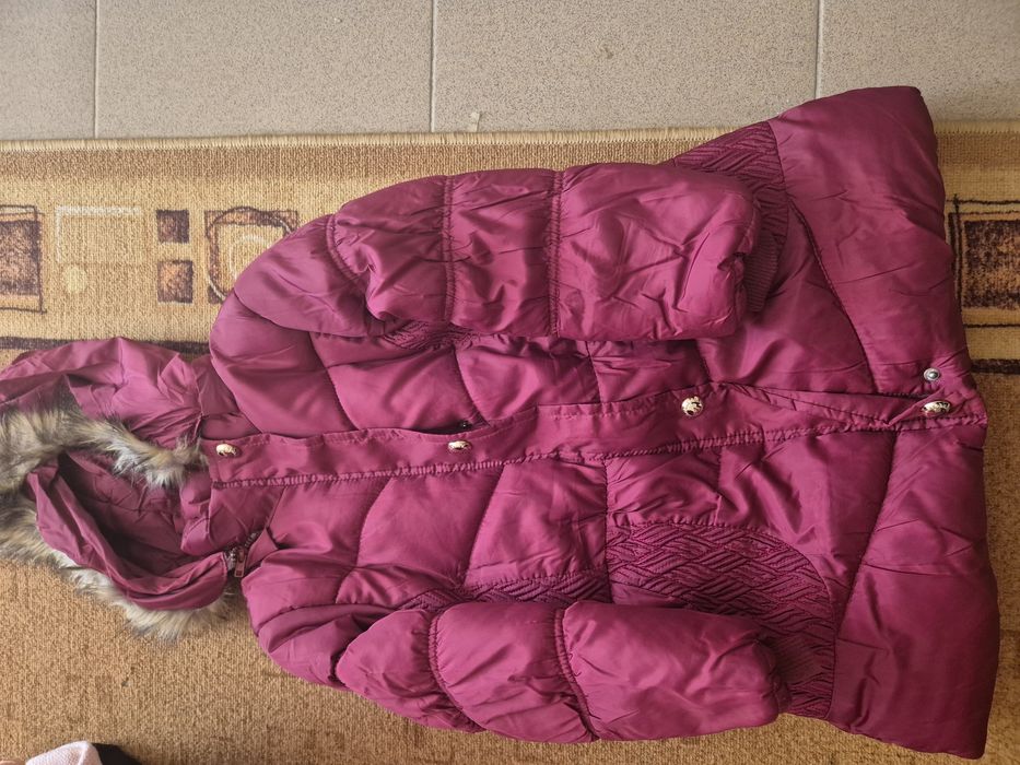 Geaca iarna .Stare foarte bună. Fete.