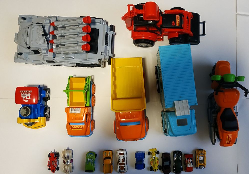 Игрушки для мальчика