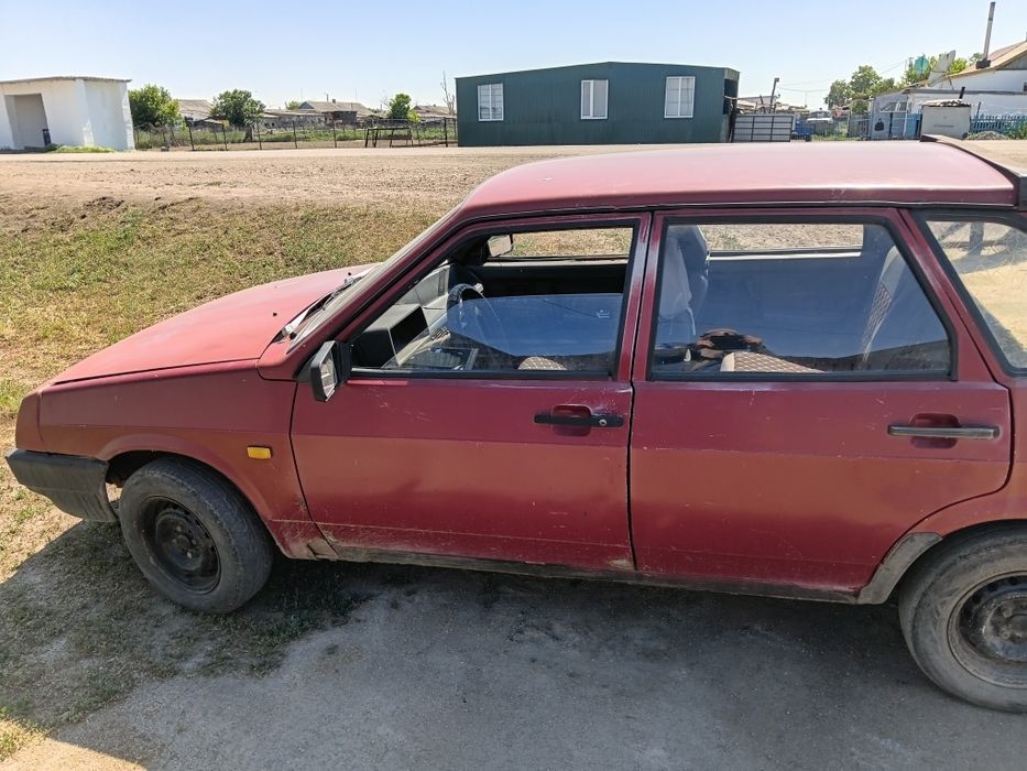 Продам ваз 2109 .