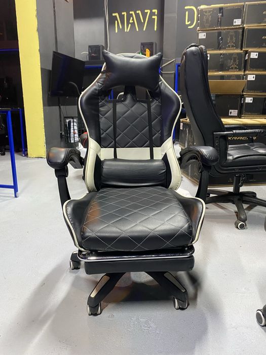 Игровое кресло 10000 тг