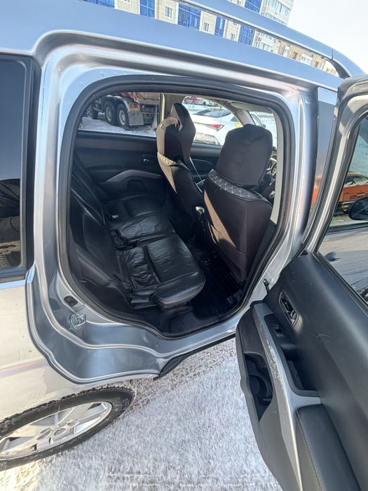 Митсубиши аутландр